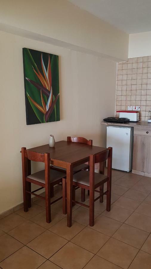 Pomelo Apartments Ayia Napa Luaran gambar